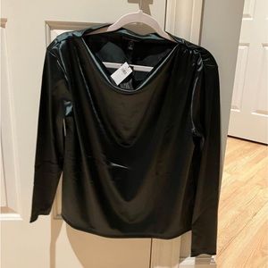 Banana republic forest green satin off the shoulder 3/4 sleeve length blouse.
